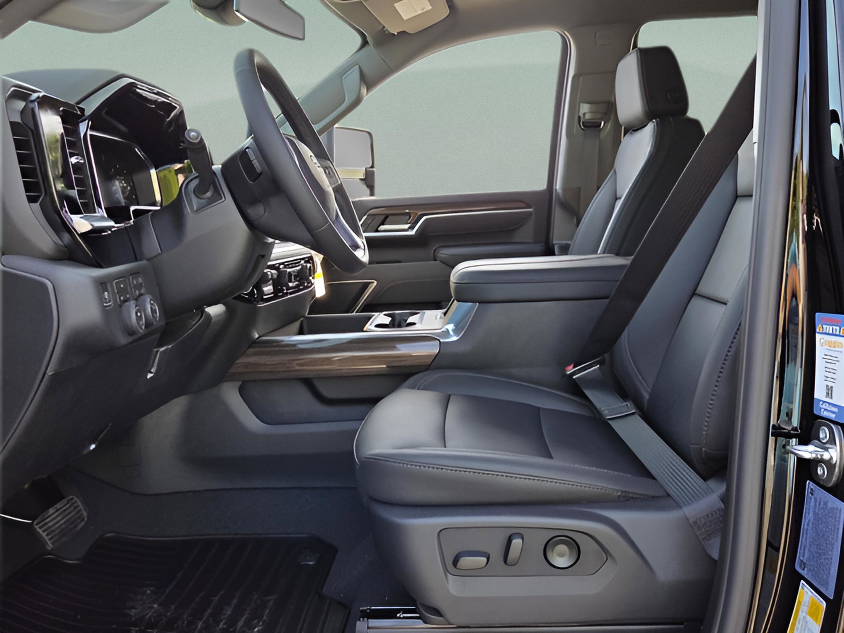 New 2026 Chevrolet Silverado 2500 LT w/ Trail Boss Package AWD/4WD image 9