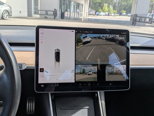 Used 2018 Tesla Model 3 Long Range image 7
