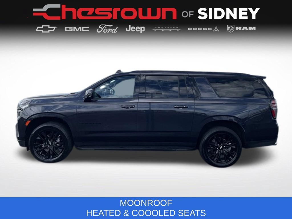 Used 2023 Chevrolet Suburban RST w/ Sport Performance Package AWD/4WD image 8