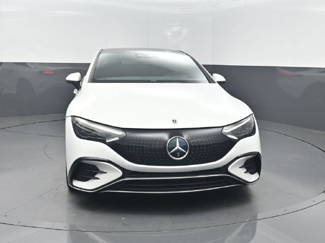 Used 2023 Mercedes-Benz EQE 500 4MATIC Sedan w/ Pinnacle Trim Package image 29