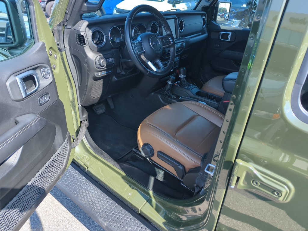 Used 2022 Jeep Wrangler Unlimited Sahara AWD/4WD image 10