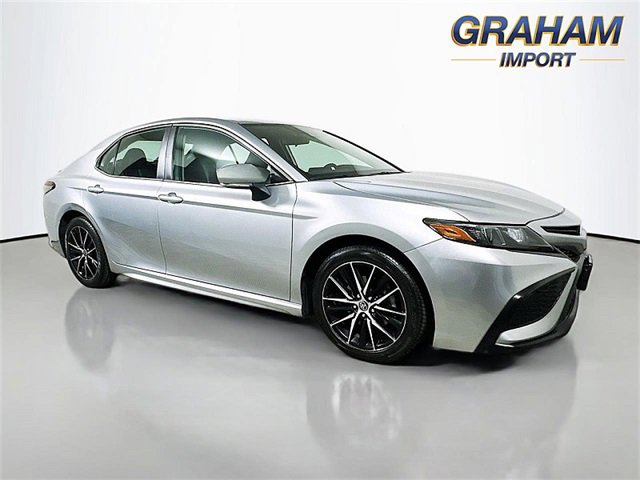 Used 2022 Toyota Camry SE