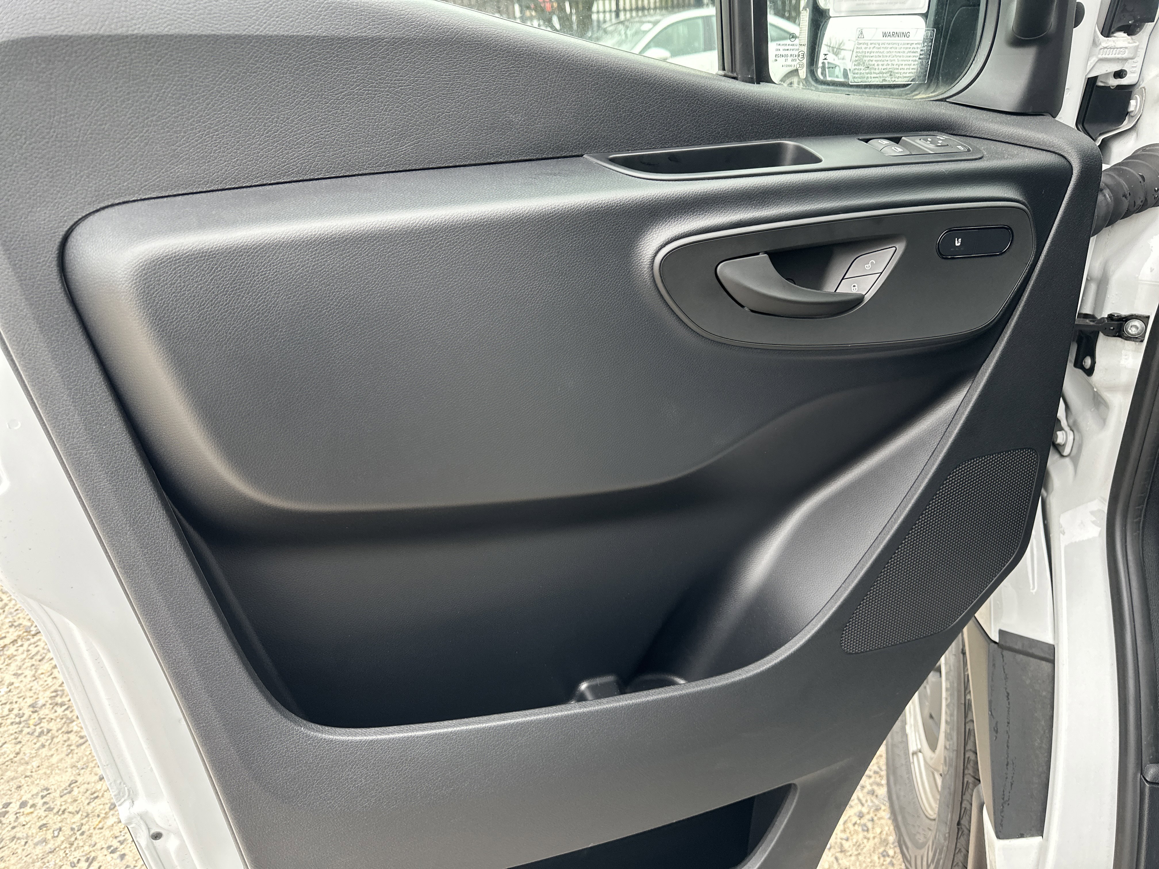 Used 2025 Mercedes-Benz Sprinter 2500 image 14