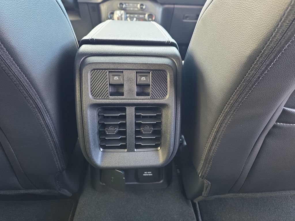 New 2025 Ford Bronco Outer Banks AWD/4WD image 13