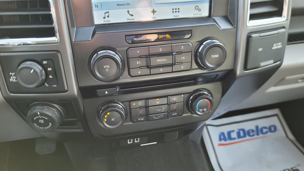 Used 2017 Ford F150 XLT w/ Equipment Group 302A Luxury image 22