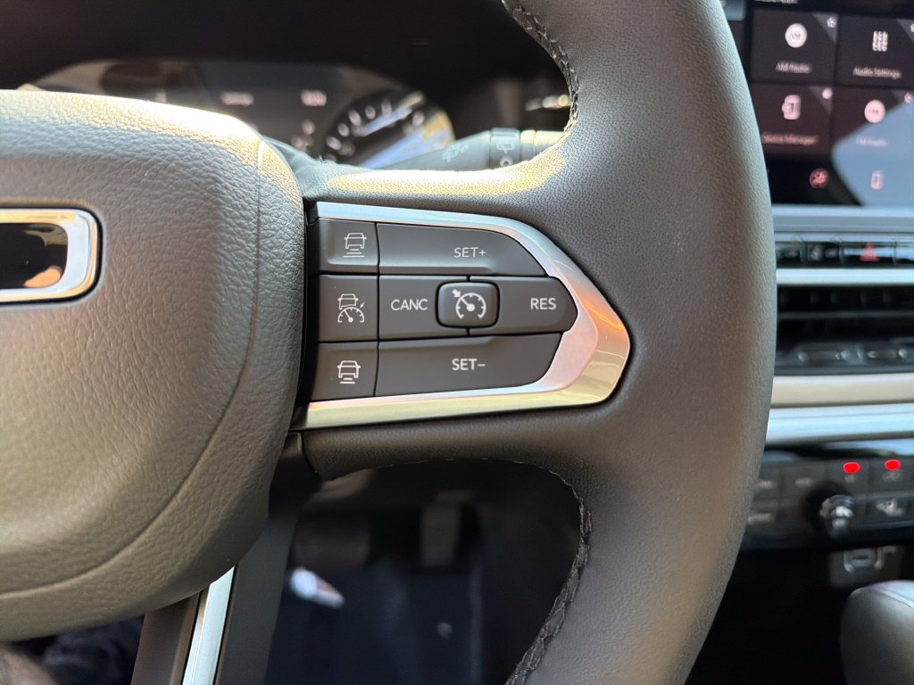 Used 2026 Jeep Compass Limited AWD/4WD image 23
