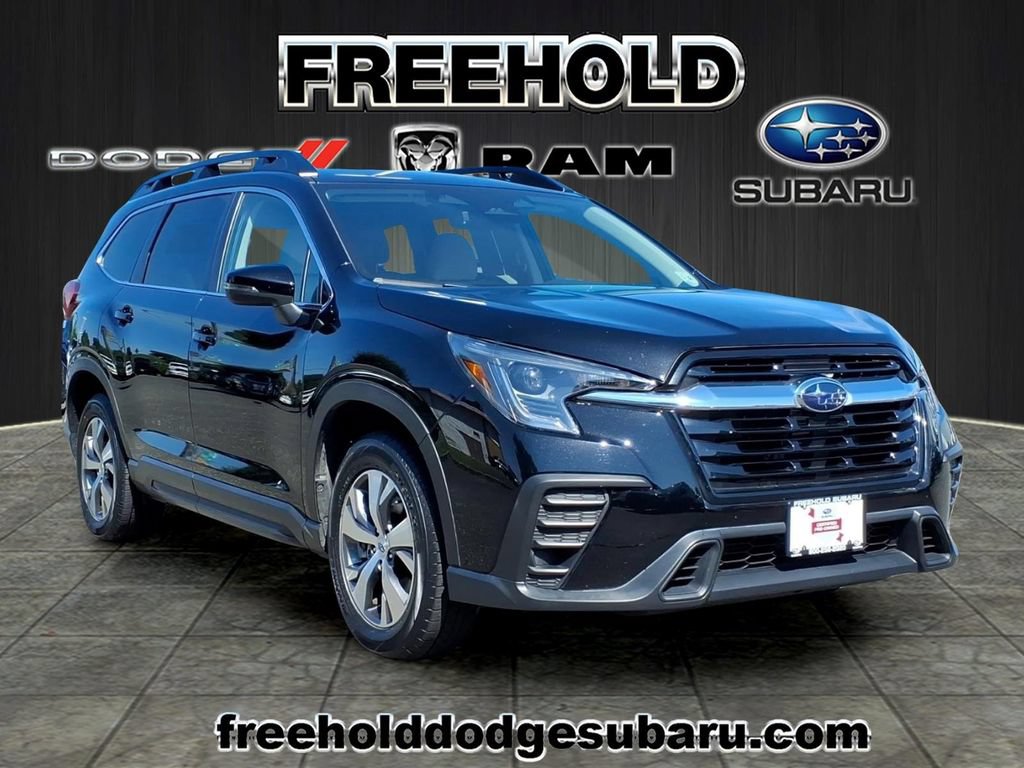 Certified 2023 Subaru Ascent Premium w/ Convenience Package AWD/4WD image 1
