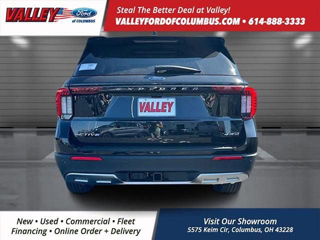 New 2025 Ford Explorer Active w/ Active Comfort Package image 5