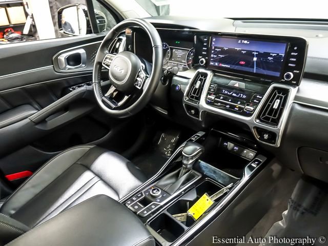 Used 2022 Kia Sorento SX image 28