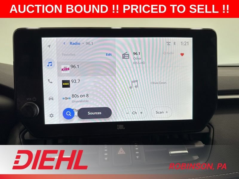 Used 2025 Toyota RAV4 Limited AWD/4WD image 32