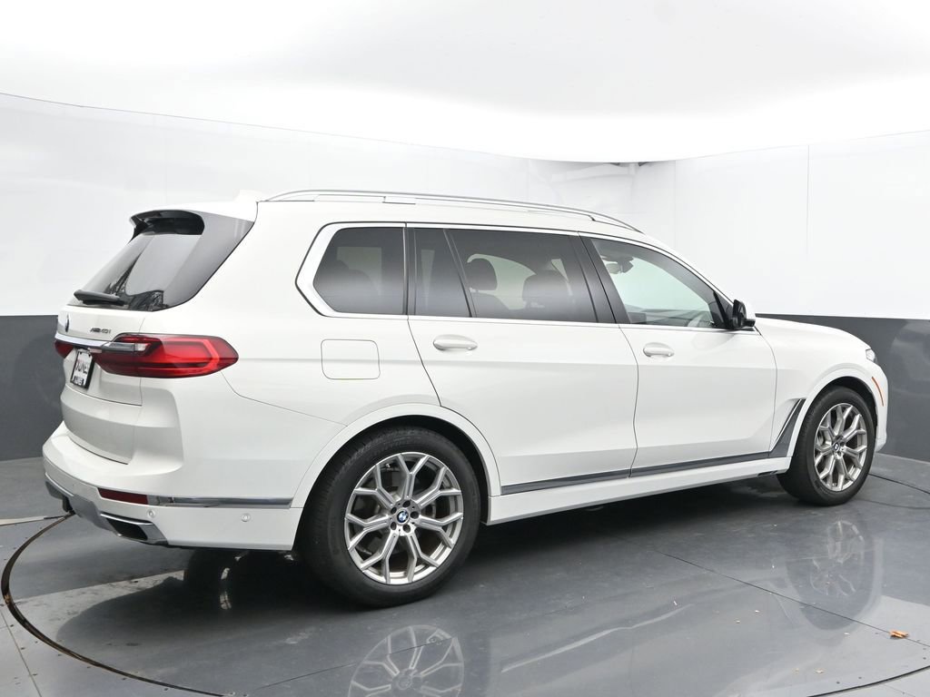 Used 2022 BMW X7 xDrive40i w/ Executive Package image 10