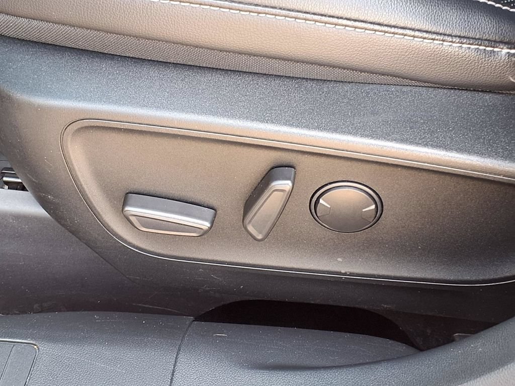 Used 2021 Ford Escape SEL FWD image 26