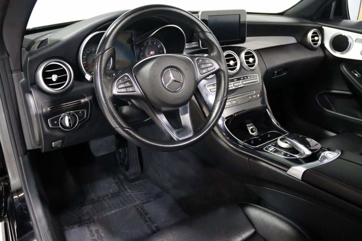 Used 2017 Mercedes-Benz C 300 4MATIC Cabriolet image 34