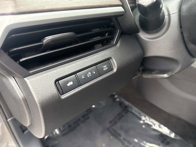 Used 2024 Nissan Altima 2.5 SV image 23