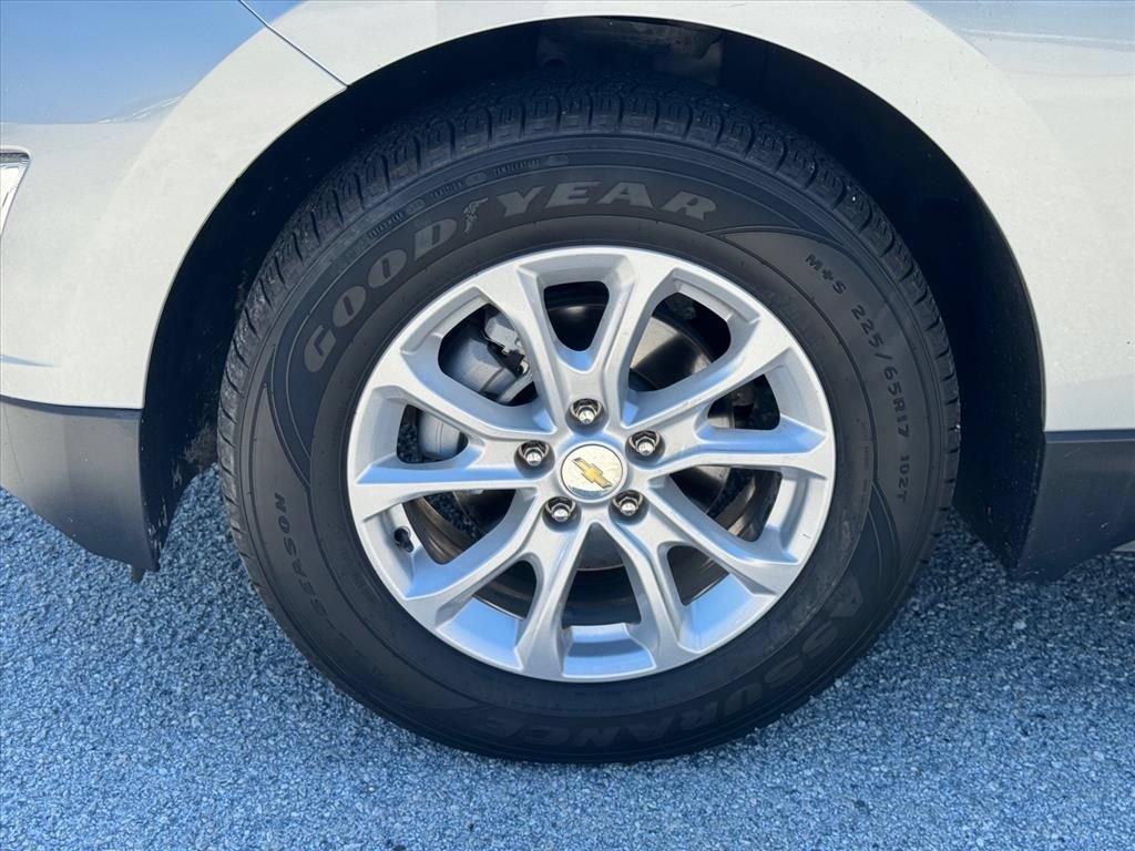 Used 2021 Chevrolet Equinox LT FWD image 9