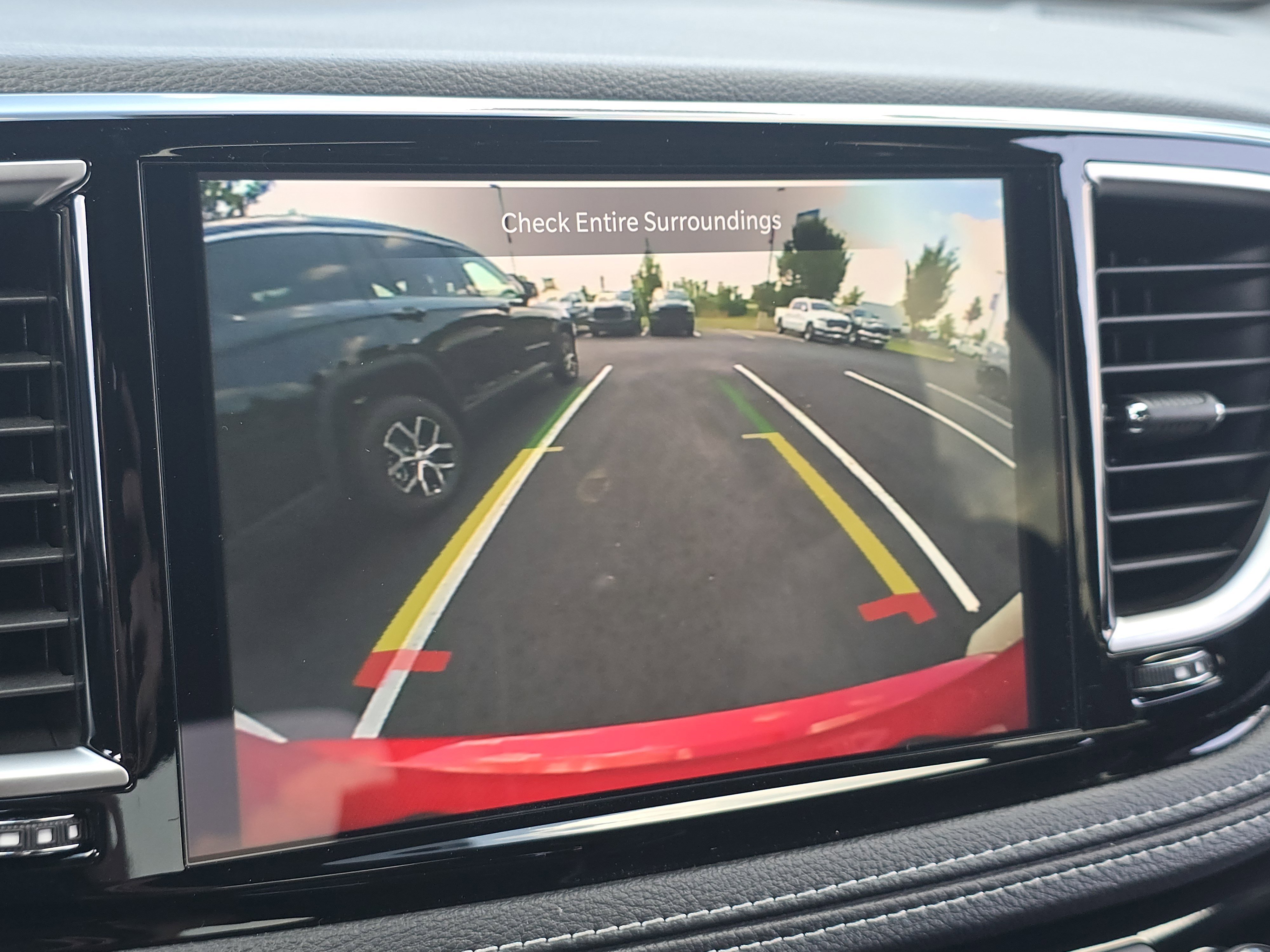 New 2026 Chrysler Pacifica Limited w/ S Appearance Package image 7