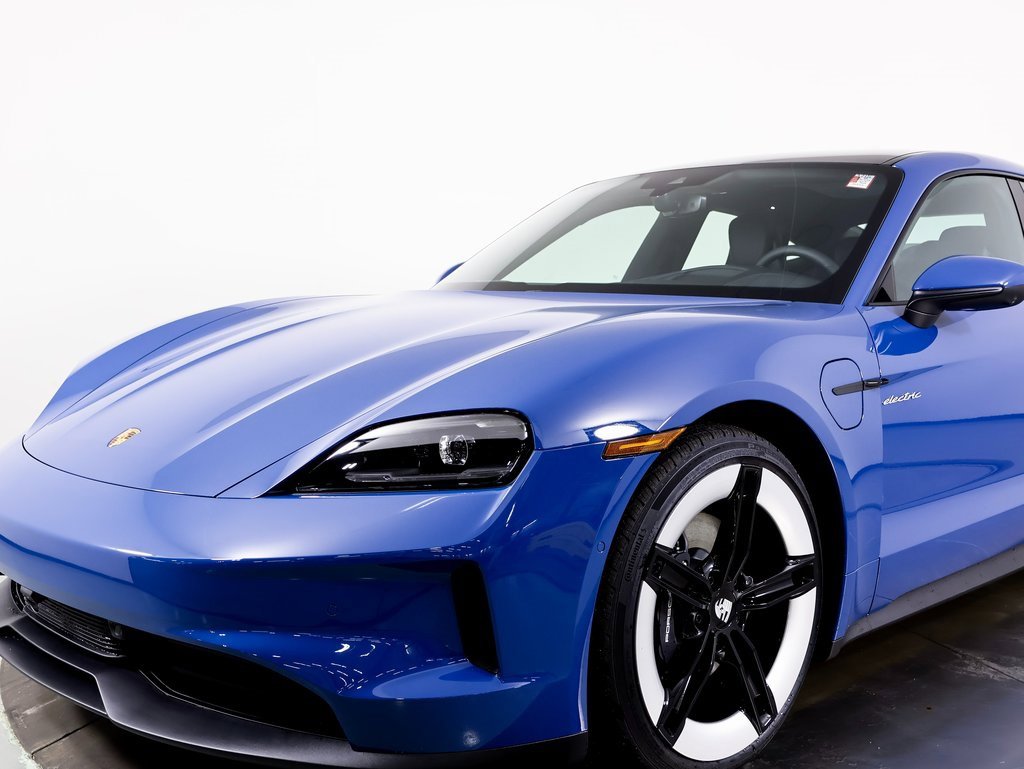 New 2025 Porsche Taycan image 17