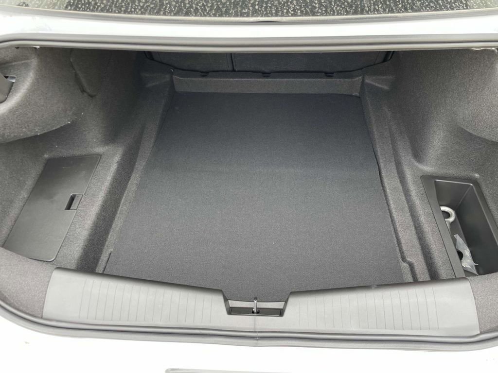 New 2025 Cadillac CT4 Premium Luxury image 11