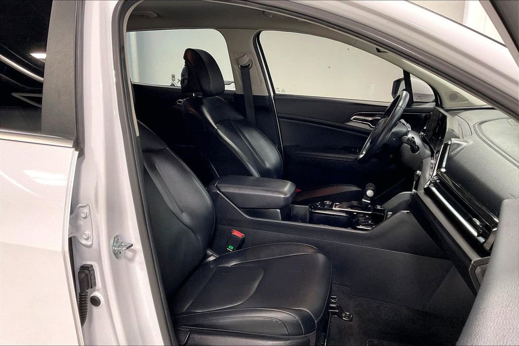 Used 2023 Kia Sportage EX image 10