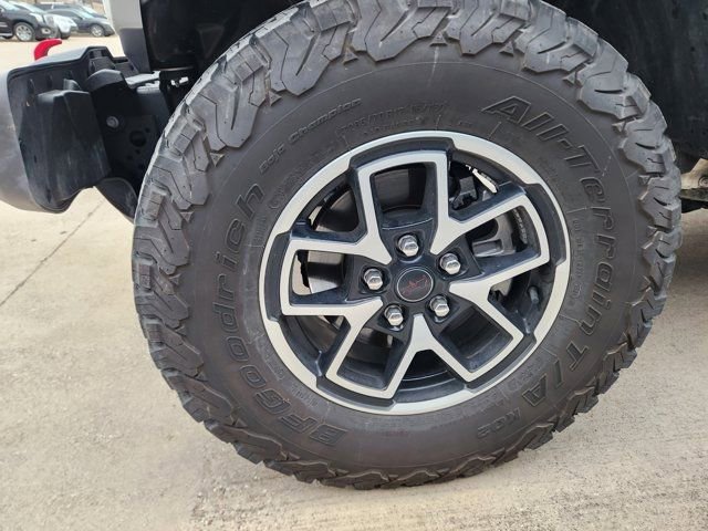 Used 2024 Jeep Wrangler Unlimited Rubicon w/ Convenience Group image 8