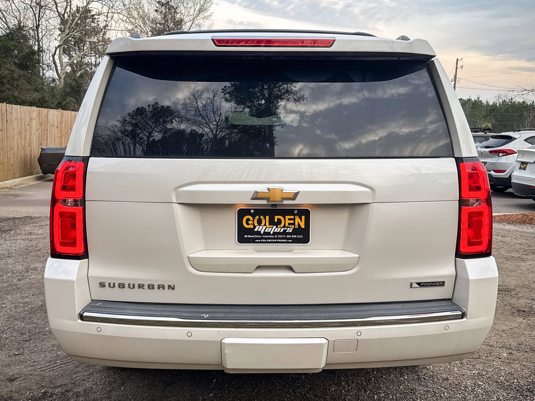 Used 2017 Chevrolet Suburban Premier image 9