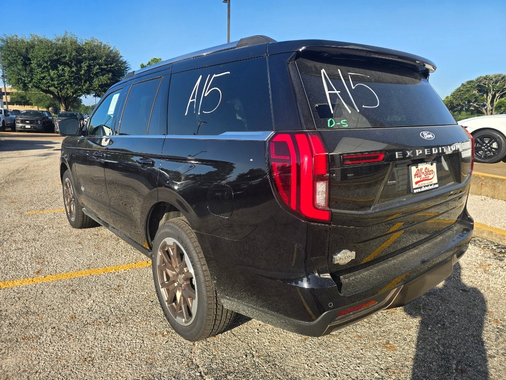 New 2027 Ford Expedition King Ranch RWD image 7