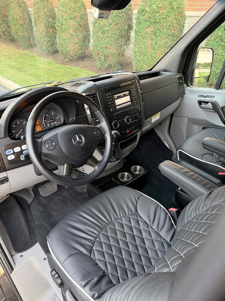 Used 2016 Mercedes-Benz Sprinter 3500 image 21