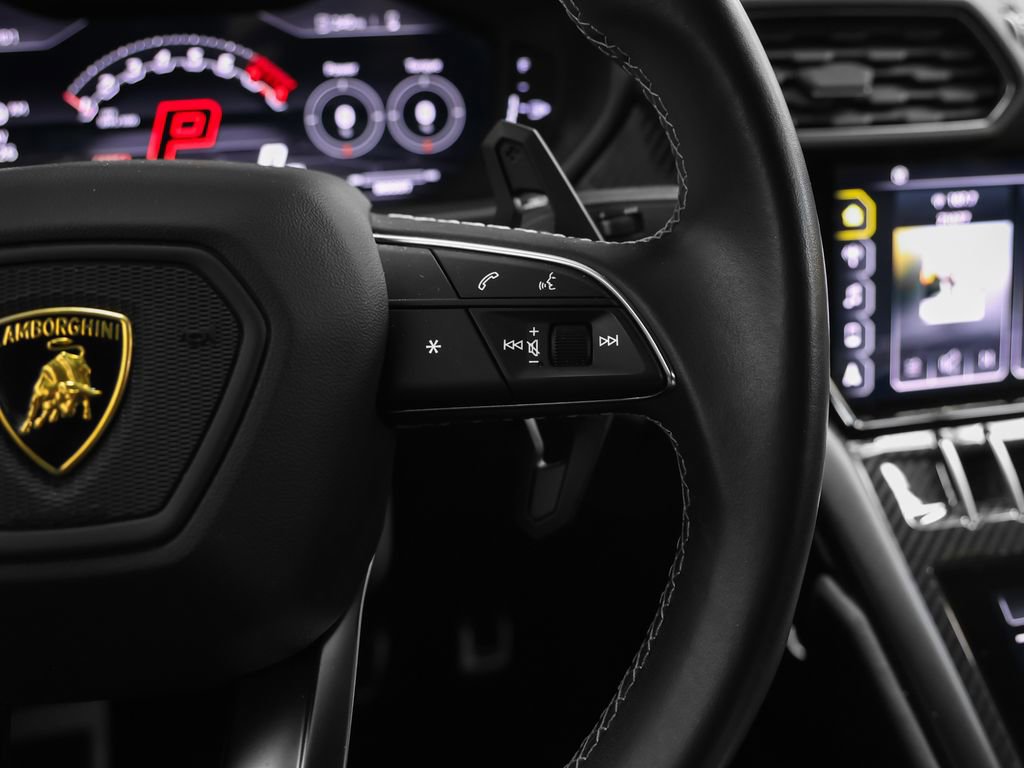 Used 2022 Lamborghini Urus AWD/4WD image 50