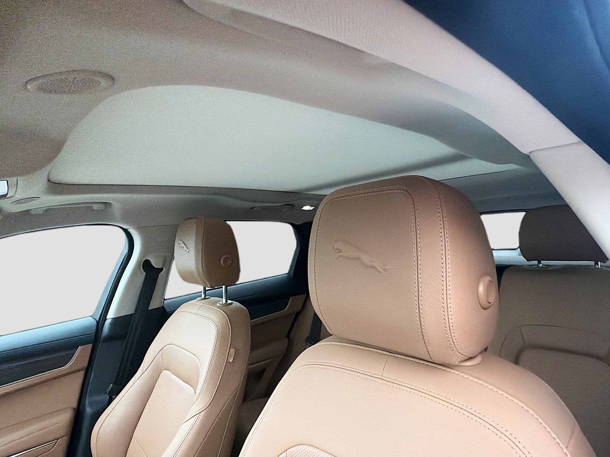 Used 2022 Jaguar F-PACE S image 27