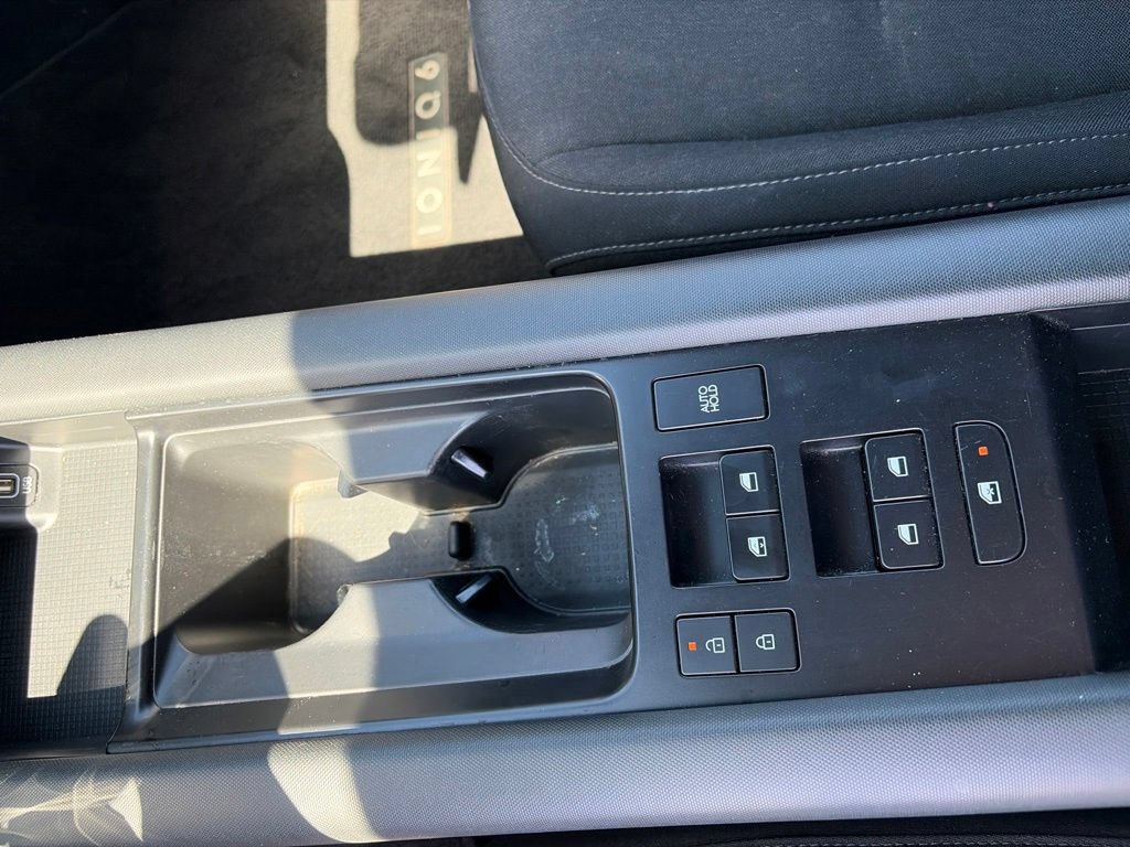 Used 2024 Hyundai Ioniq 6 SE AWD/4WD image 19