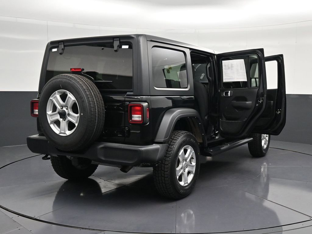 Used 2022 Jeep Wrangler Unlimited Sport AWD/4WD image 39