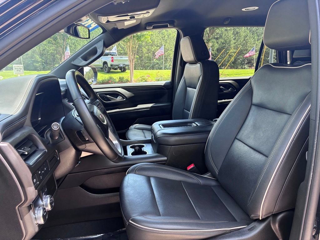 Used 2024 GMC Yukon SLT RWD image 16