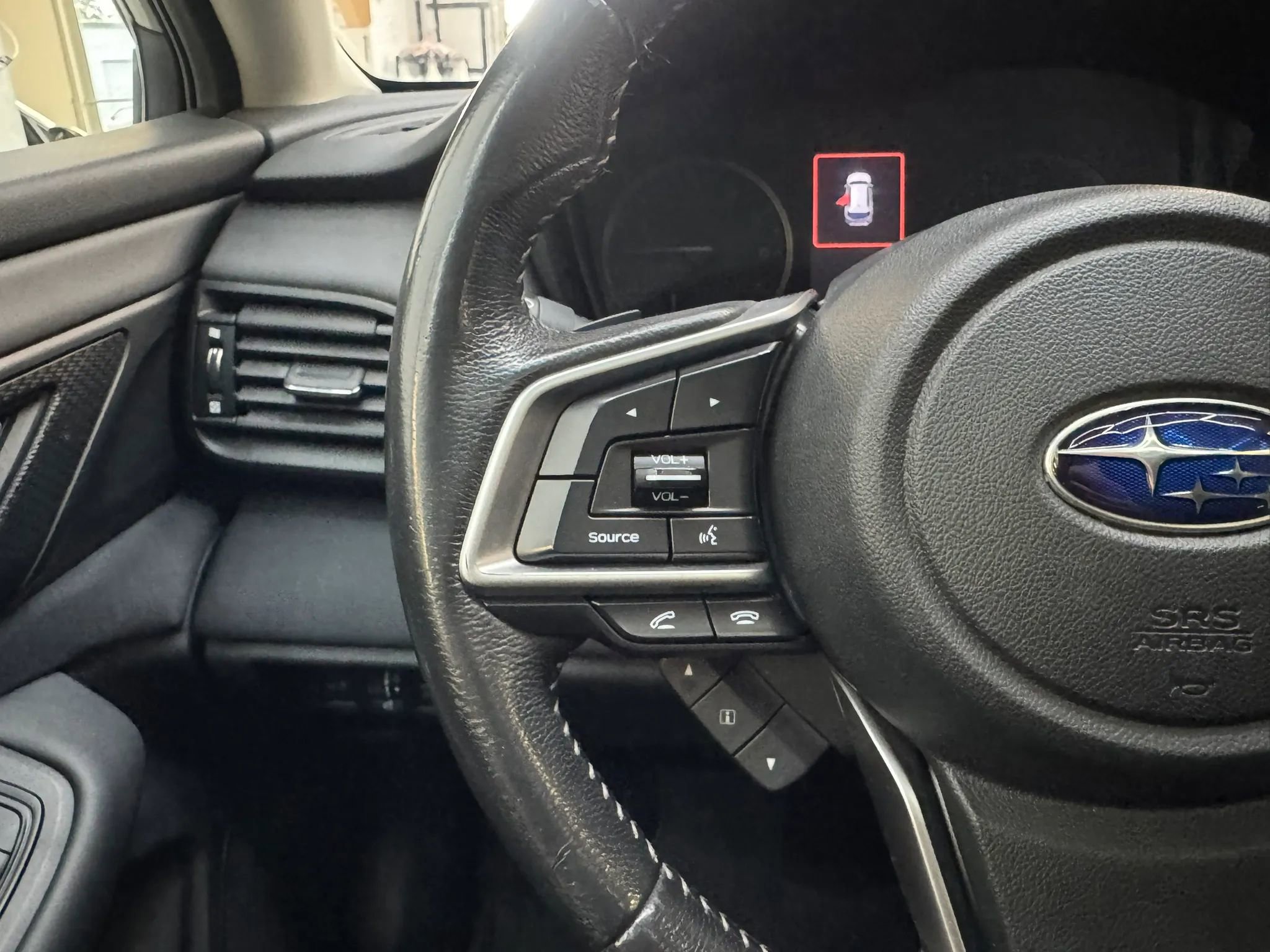 Used 2022 Subaru Outback Premium image 16