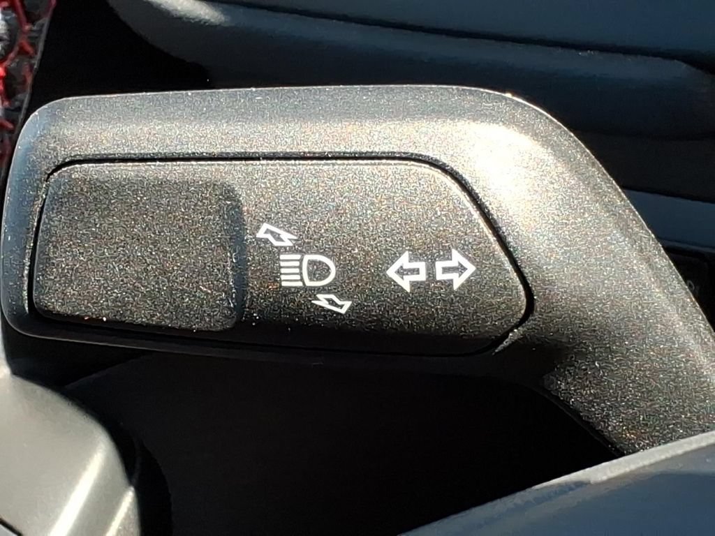 Used 2024 Ford Escape ST-Line w/ Tech Pack #1 AWD/4WD image 23