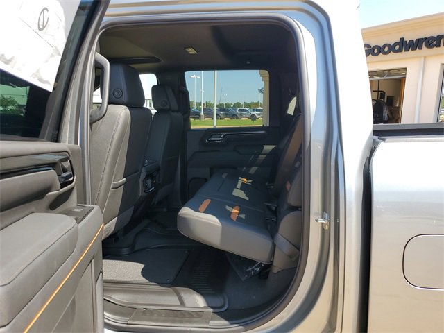 New 2026 GMC Sierra 2500 AT4 w/ AT4 Premium Plus Package image 9