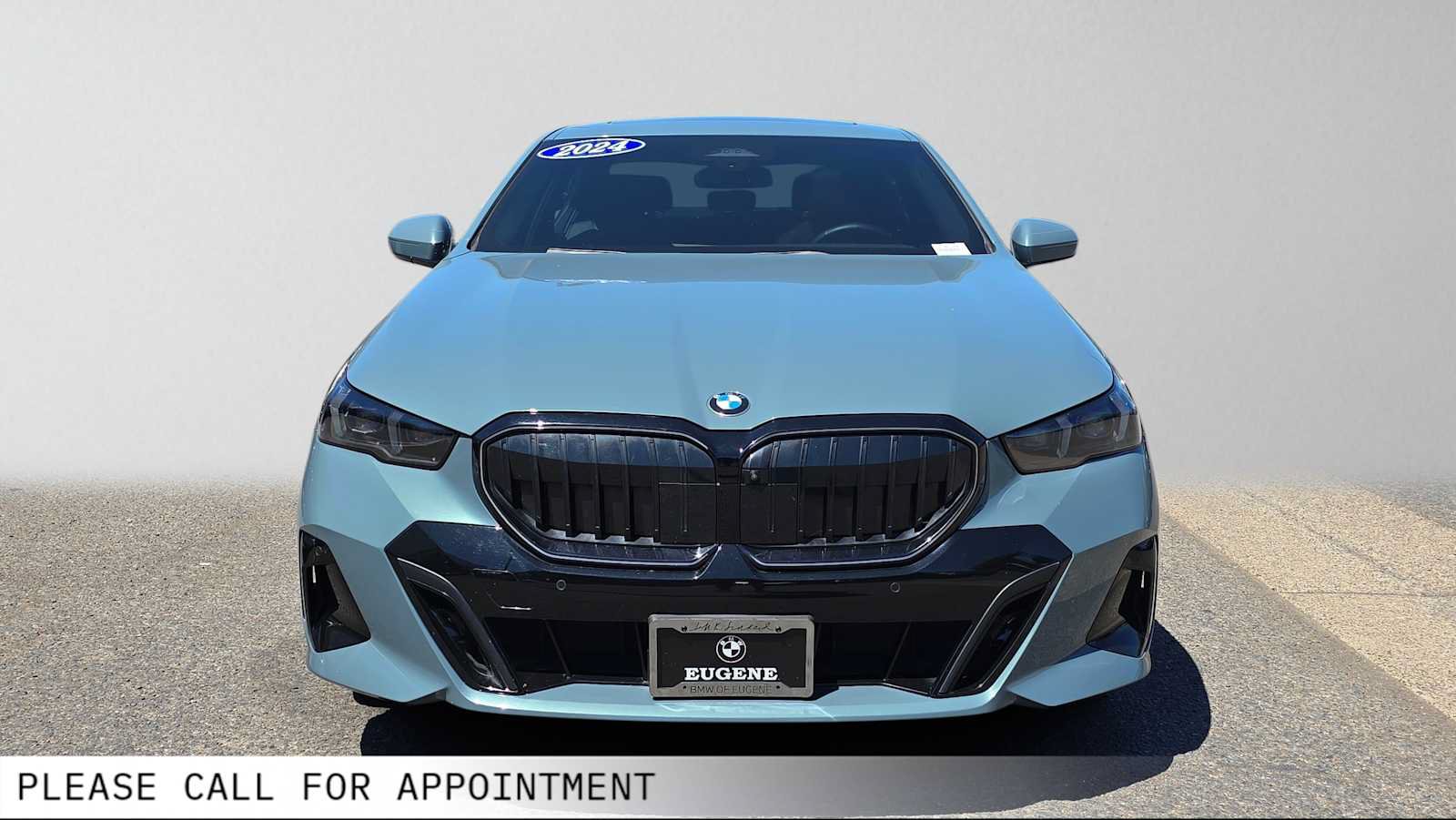 Used 2024 BMW 530i xDrive w/ M Sport Package AWD/4WD image 8