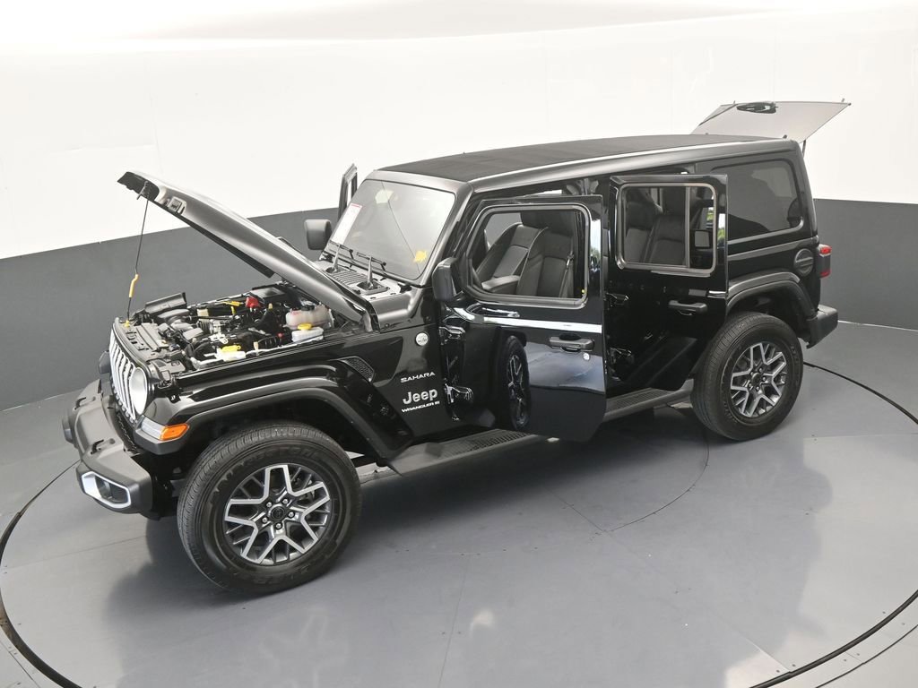 Used 2024 Jeep Wrangler Sahara image 59