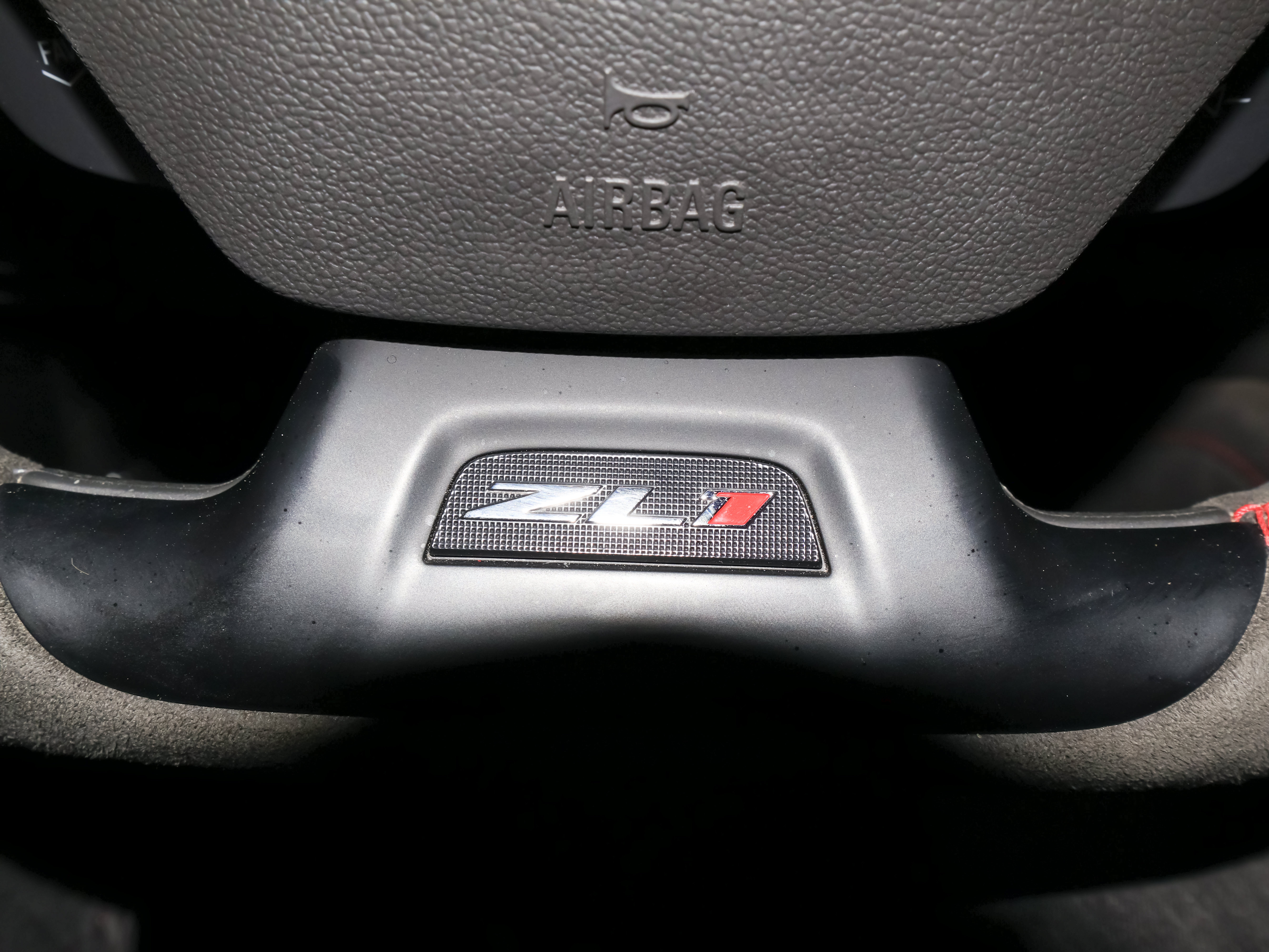 Used 2018 Chevrolet Camaro ZL1 RWD image 40