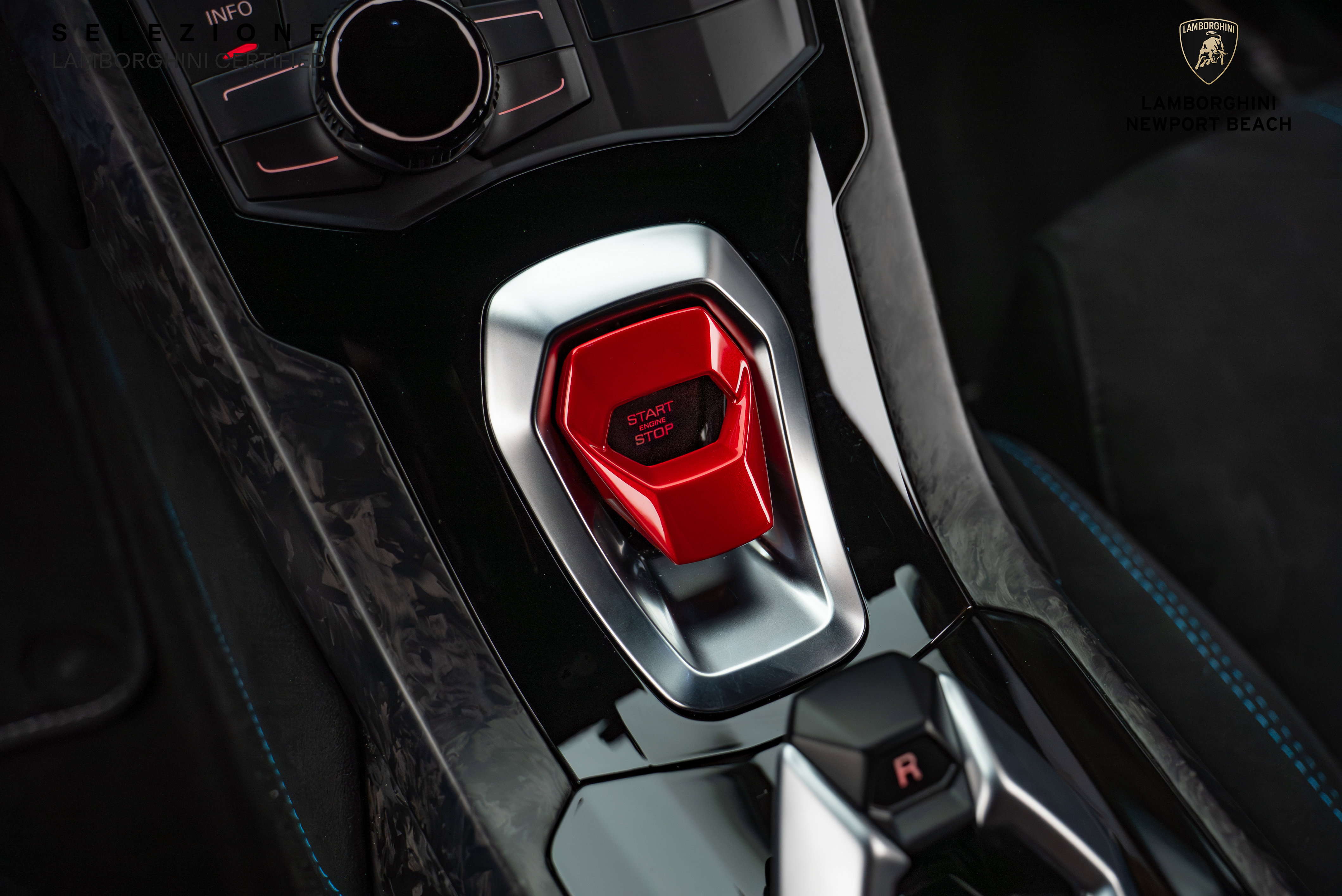 Used 2018 Lamborghini Huracan Performante image 32