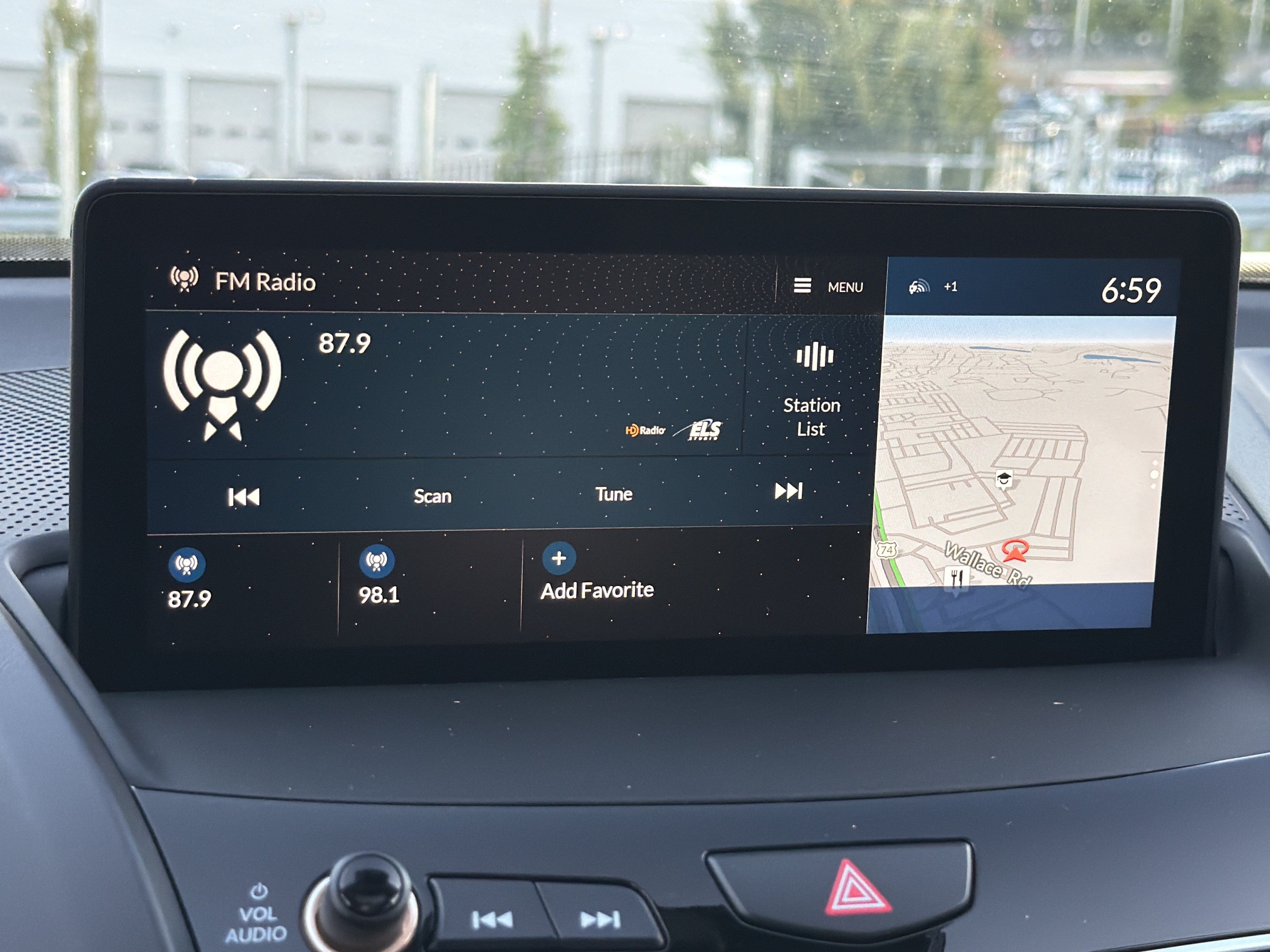 Certified 2025 Acura RDX w/ Technology Package AWD/4WD image 23
