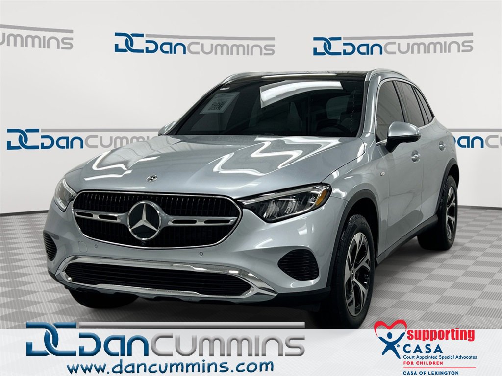 Used 2025 Mercedes-Benz GLC 350e 4MATIC image 1