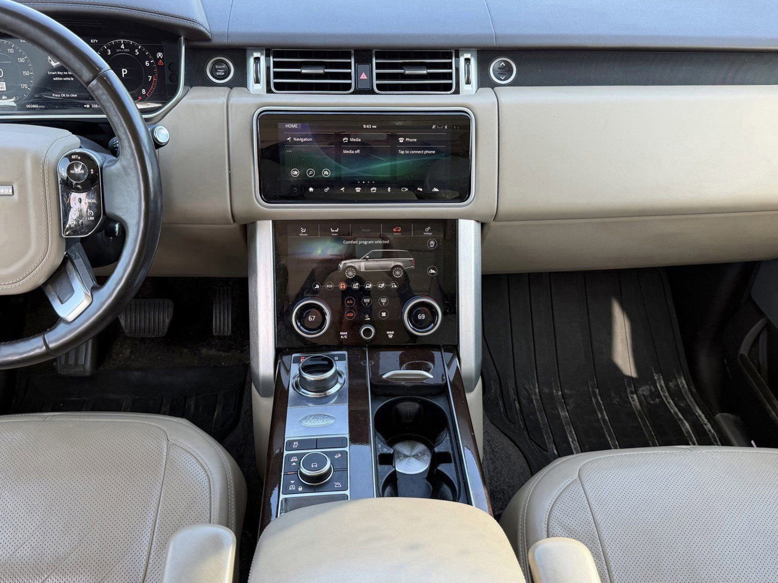 Used 2018 Land Rover Range Rover Long Wheelbase Supercharged image 23