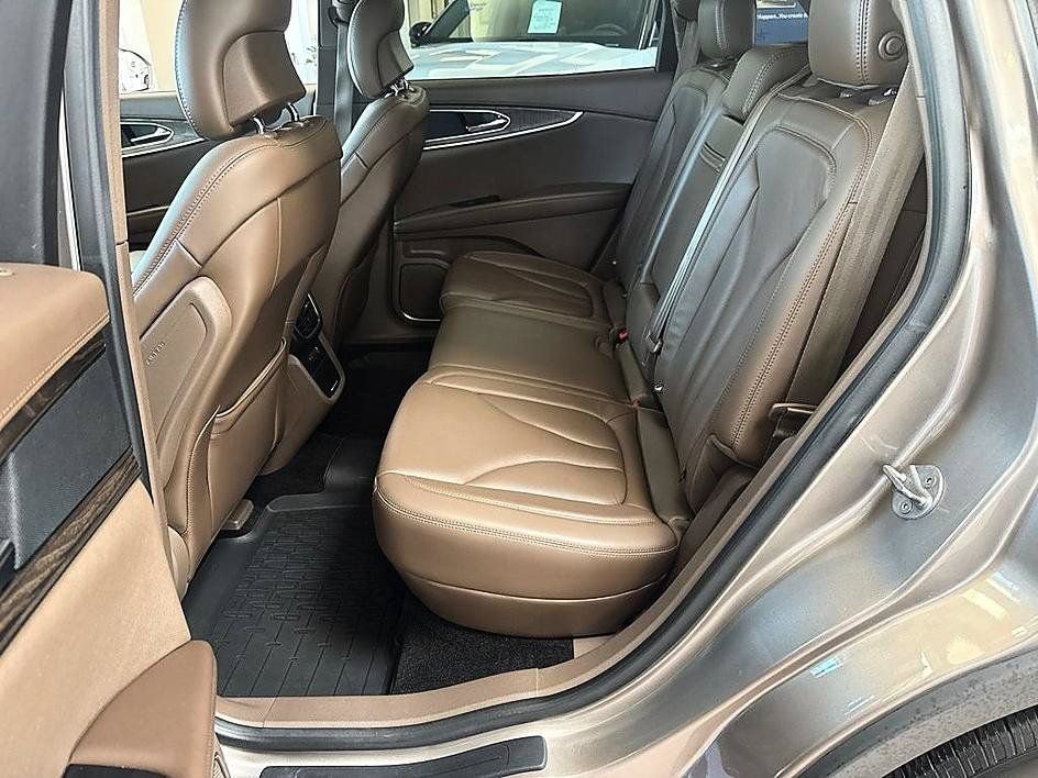 Used 2018 Lincoln MKX Reserve w/ Lincoln MKX Climate Package AWD/4WD image 18