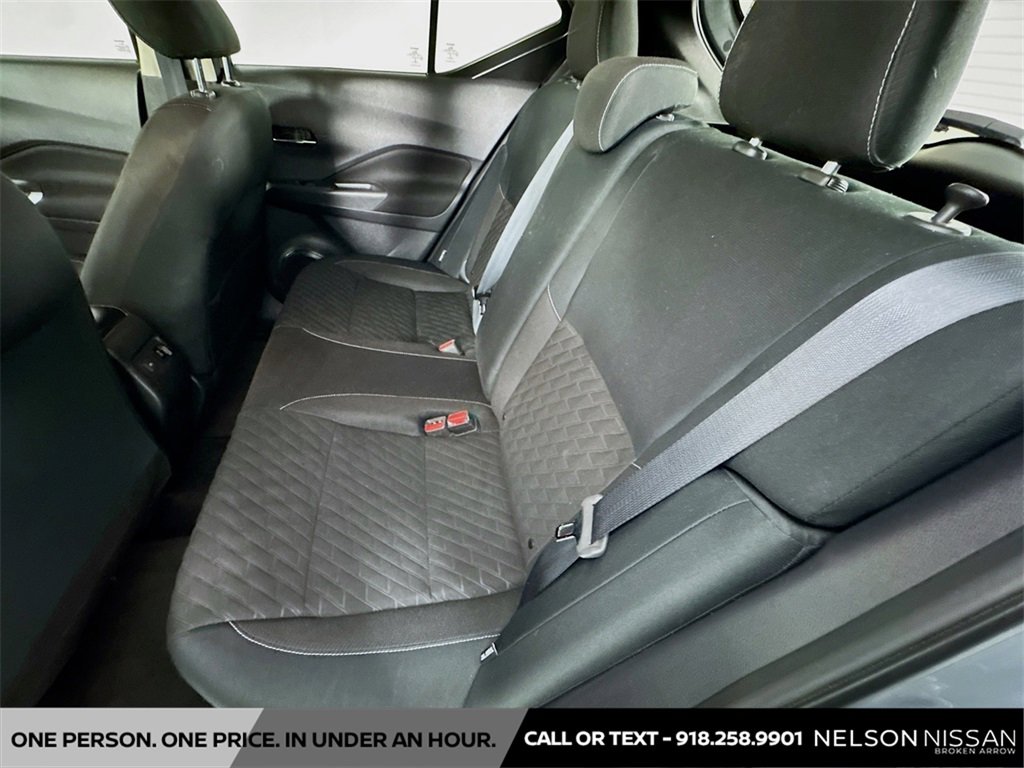 Used 2021 Nissan Kicks SV image 21