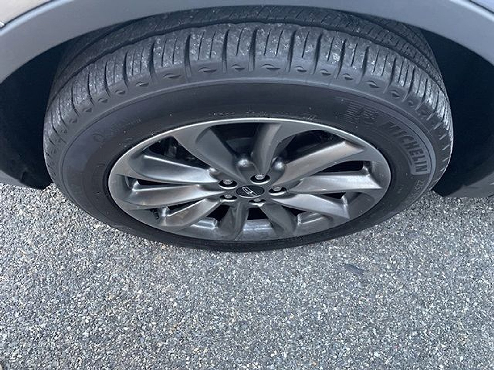 Certified 2022 Lincoln Corsair AWD w/ Premium Package image 4