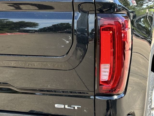 Used 2023 GMC Sierra 1500 SLT AWD/4WD image 7
