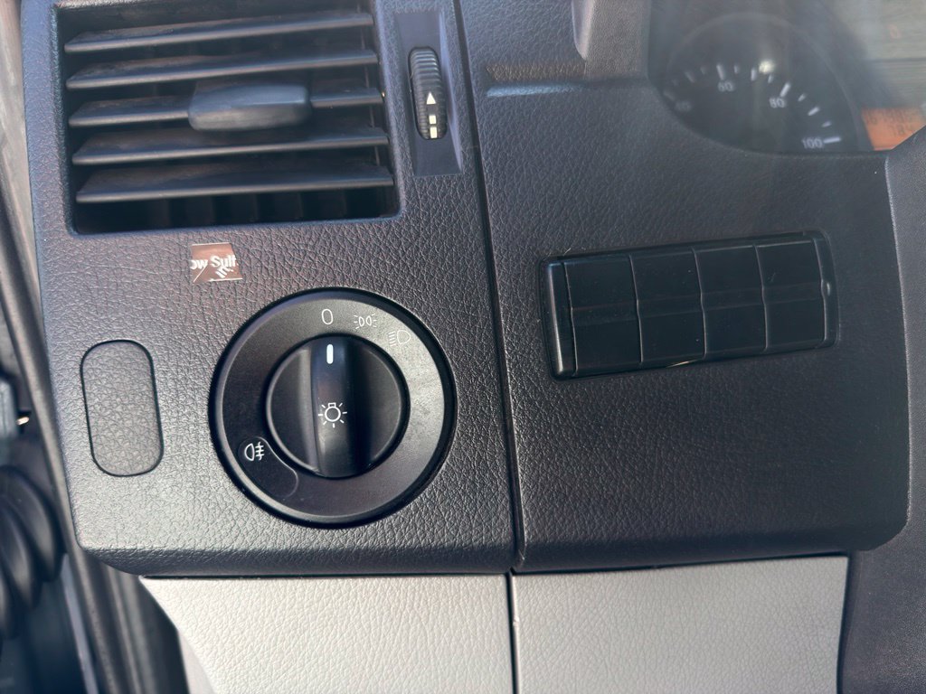 Used 2018 Mercedes-Benz Sprinter 2500 image 26