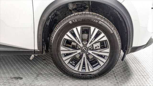 Used 2022 Nissan Rogue SV FWD image 34