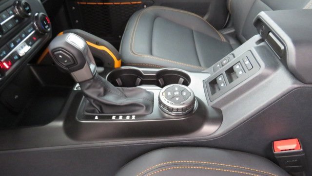 Certified 2022 Ford Bronco Badlands w/ Sasquatch Package image 17