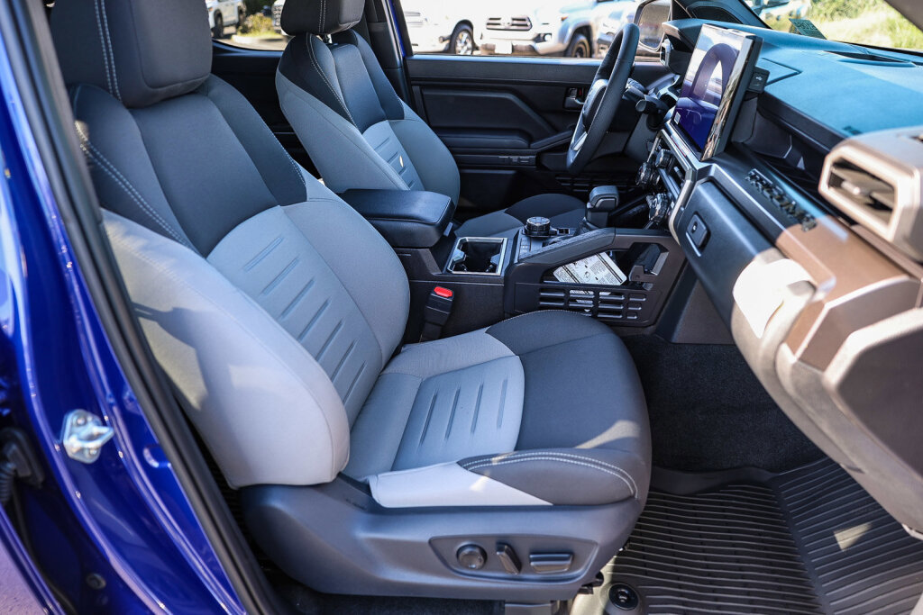 Certified 2025 Toyota Tacoma TRD Off-Road w/ TRD Off Road Upgrade Package image 9